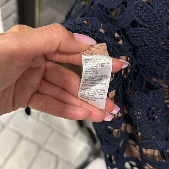 Bloomindale’s Aqua Women Dress Navy Blue Crochet Short Sleeve Large Crew Neck - Picture 5 of 11